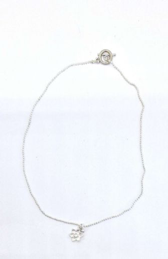 Daffodil necklace
