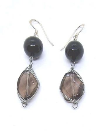 Brown Quartz and bead wire earrings