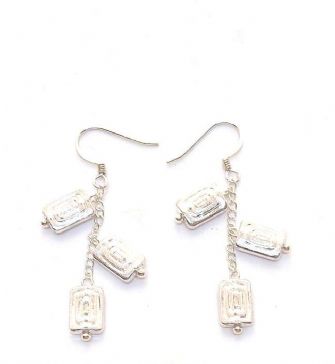 Triple engraved oblong earrings