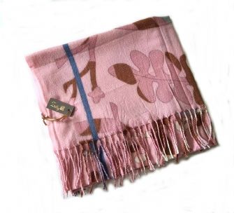 Soft touch square shawl Pink